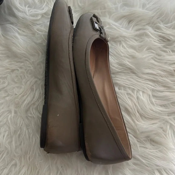 SOLD- Tory Burch flat shoes / doll shoes  Size 8.5 M - Picture 10 of 11